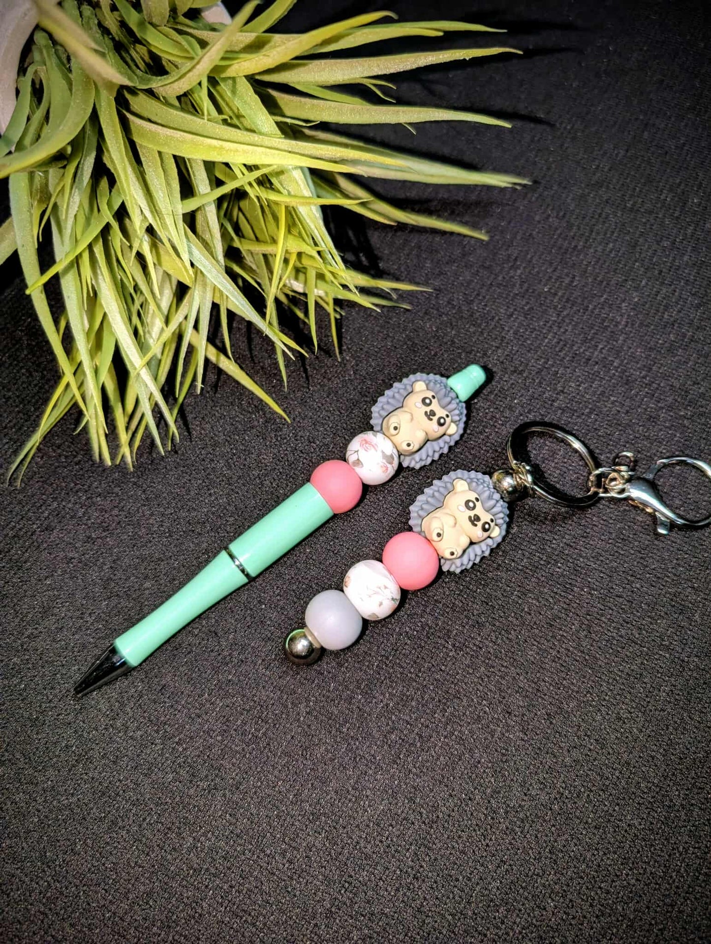 Ensemble stylo et porte-clés HÉRISSON vert clair